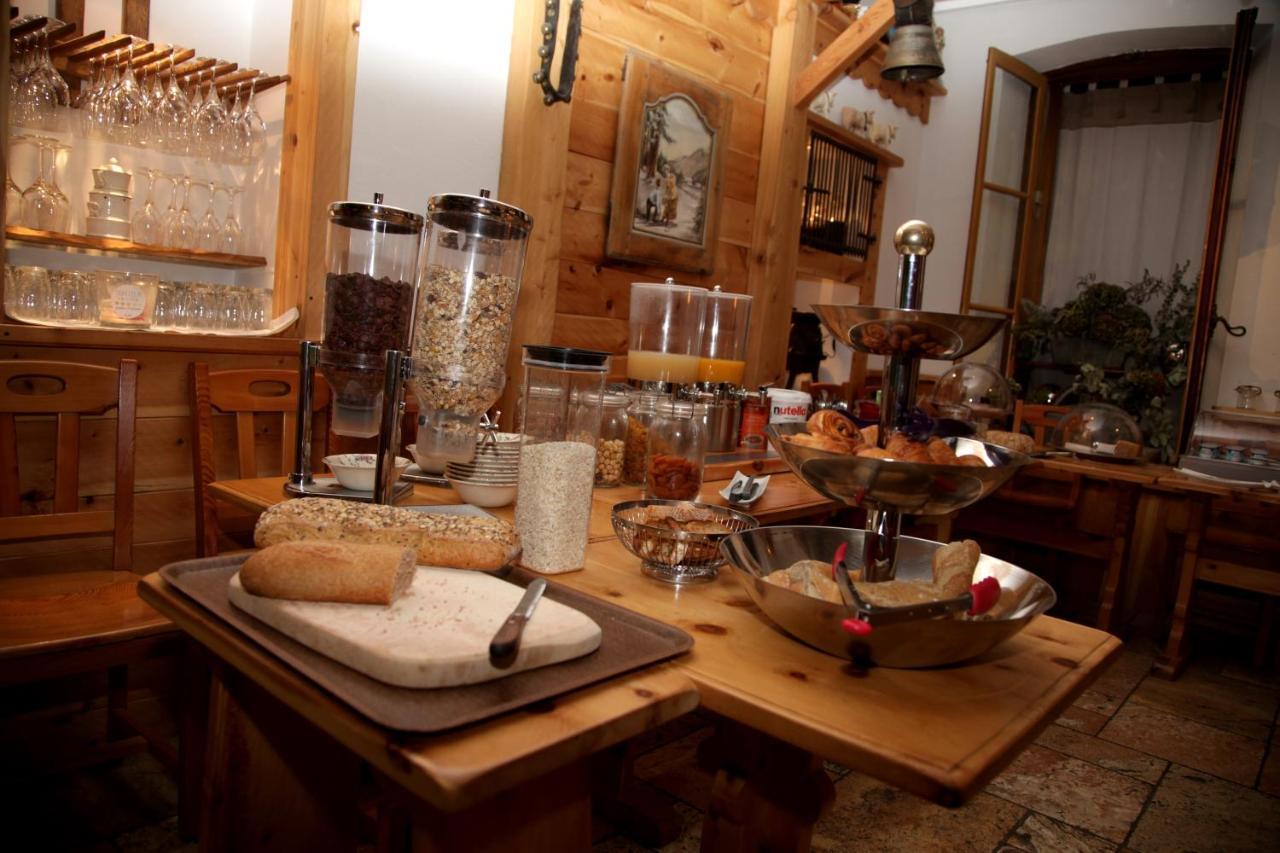 Hotel Restaurant De La Chaussee Briancon  Luaran gambar